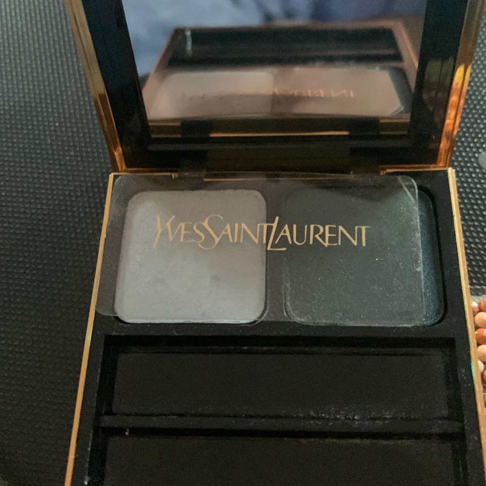 Ives St Laurent Eyeshadow Duo